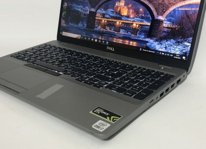Мобільна робоча станція Б-класу Dell Precision 3551 / 15,6" (1920x1080) IPS / Intel Core i7-10750H (6 (12) ядер по 2,6 - 5,0 ГГц) / 16 ГБ DDR4 / 256 ГБ SSD / nVidia Quadro P620, 4 ГБ GDDR5, 128-біт / Win 10 Pro б/в - зображення 9