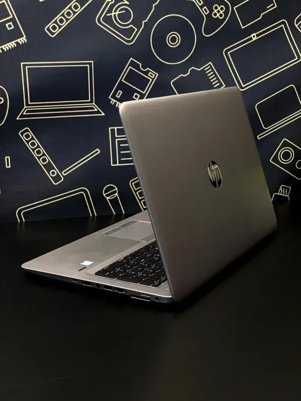 Ноутбук HP EliteBook 850 G3 / 15.6" TN / Core i5-6300U (2(4) ядра по 2.4-3 GHz) / 8GB DDR4 / 256GB SSD / HD Graphics 520 / WebCam б/в - зображення 4