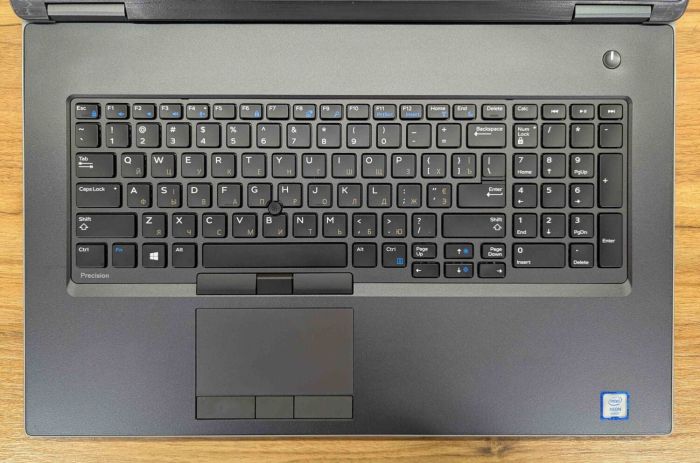 Мобільна робоча станція Dell Precision 7740 / 17,3" (1920x1080) IPS / Intel Xeon E-2276M (6 (12) ядер по 2,8 - 4,7 ГГц) / 32 ГБ DDR4 / 512 ГБ SSD / nVidia Quadro RTX 4000, 8 ГБ GDDR6, 256-біт / Веб-камера / HDMI / Windows 10 б/в - зображення 3