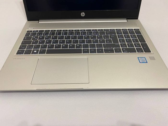 Ноутбук Б-клас HP ProBook 450 G6 / 15.6" (1920x1080) IPS / Intel Core i5-8265U (4 (8) ядра по 1.6 - 3.9 GHz) / 16 GB DDR4 / 256 GB SSD / nVidia GeForce MX130, 2 GB GDDR5, 64-bit / WebCam б/в - зображення 6