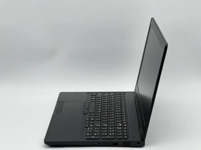 Ноутбук Dell Precision 3530 / 15.6" (1920x1080) IPS / Intel Core i5-8400H (4 (8) ядра по 2.5 - 4.2 GHz) / 16 GB DDR4 / 480 GB SSD / Intel UHD Graphics 630 / WebCam б/в - зображення 4