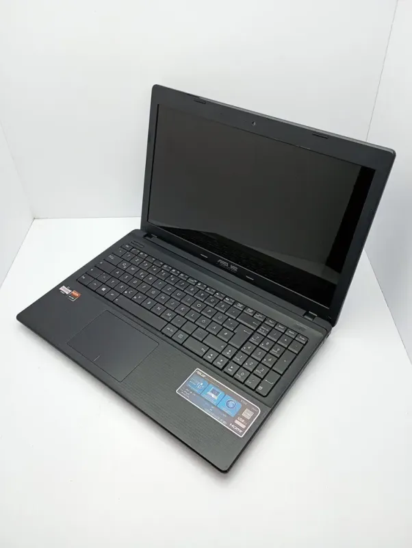 Ноутбук Asus X55 / 15.6" (1366x768) TN / AMD E2-1800 (2 ядра по 1.7 GHz) / 4 GB DDR3 / 320 GB HDD / AMD Radeon HD 7340 Graphics / WebCam б/в - зображення 4