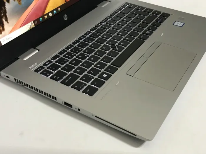 Ноутбук Б-клас HP ProBook 640 G5 / 14" (1920x1080) IPS / Intel Core i5-8265U (4 (8) ядра по 1.6 - 3.9 GHz) / 8 GB DDR4 / 256 GB SSD / Intel UHD Graphics / WebCam / Win 10 Pro б/в - зображення 8