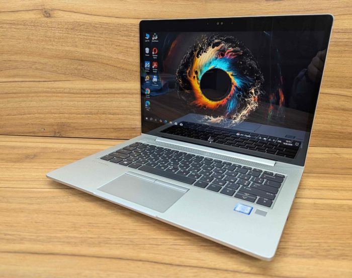 Ультрабук HP EliteBook 830 G5 / 13.3" (1920x1080) IPS Touch / Intel Core i7-8650U (4 (8) ядра по 1.9 - 4.2 GHz) / 16 GB DDR4 / 512 GB SSD / Intel UHD Graphics 620 / WebCam / TouchID / Windows 10 б/в - зображення 5