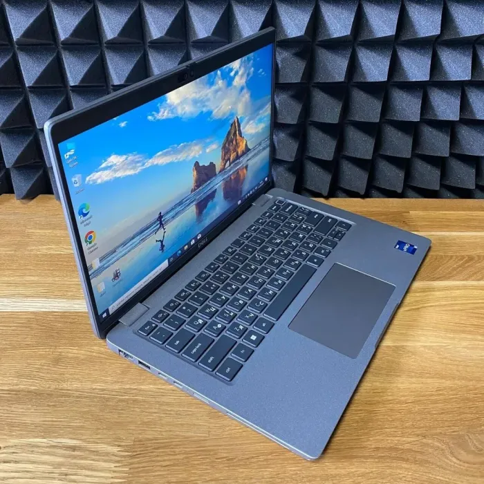 Ультрабук Б-клас Dell Latitude 5440 / 14" (1920x1080) IPS / Intel Core i5-1345U (10 (12) ядер по 3.5 - 4.7 GHz) / 16 GB DDR4 / 256 GB SSD / Intel Iris Xe Graphics / WebCam б/в - зображення 3