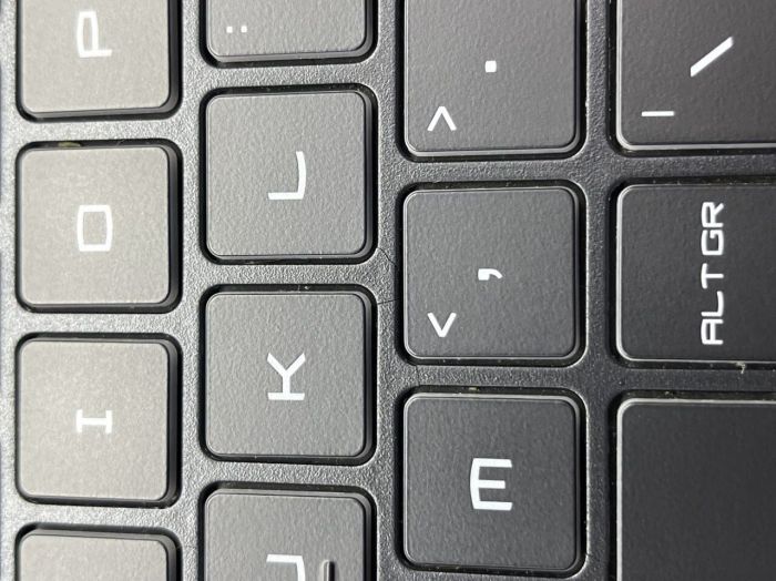 Ігровий ноутбук Б-класу MSI Pulse GL66 12UEK-637US / 15,6" (1920x1080) IPS / Intel Core i7-12700H (14 (20) ядер по 3,5 - 4,7 ГГц) / 16 ГБ DDR4 / 480 ГБ SSD / nVidia GeForce RTX 3060, 6 ГБ GDDR6, 192-біт / Веб-камера б/в - изображение 7