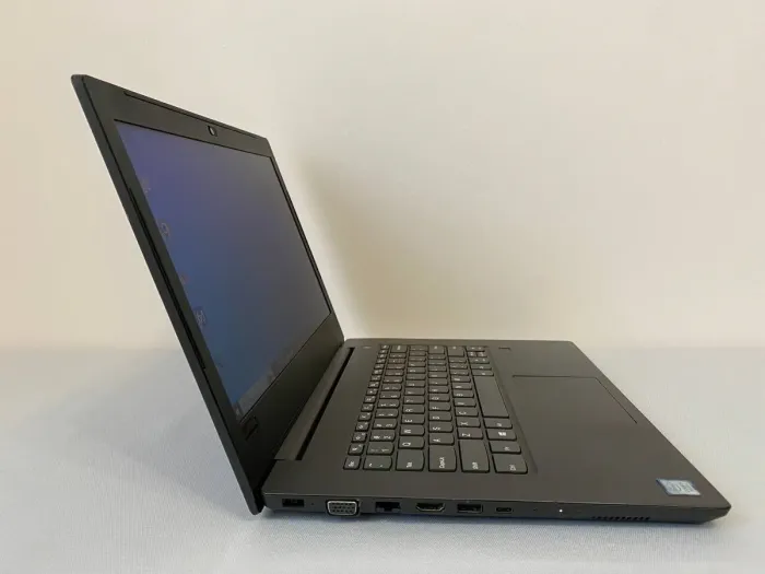 Ноутбук Б-клас Lenovo V330-14IKB 81B0 / 14" (1920x1080) TN / Intel Core i5-8250U (4 (8) ядра по 1.6 - 3.4 GHz) / 8 GB DDR4 / 256 GB SSD / Intel UHD Graphics 620 / WebCam б/в - зображення 6