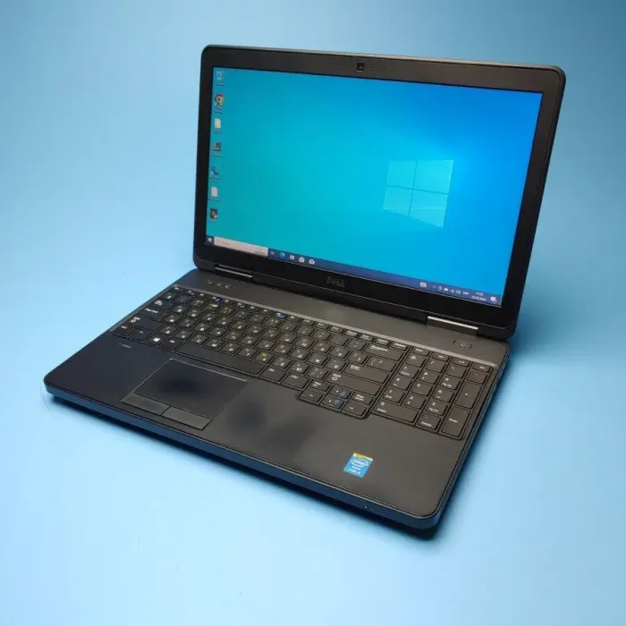 Ноутбук Б-клас Dell Latitude E5540 / 15.6" (1366x768) TN / Intel Core i5-4200U (2 (4) ядра по 1.6 - 2.6 GHz) / 8 GB DDR3 / 240 GB SSD / Intel HD Graphics 4400 / WebCam / DVD-ROM / Win 10 Pro б/в - зображення 2