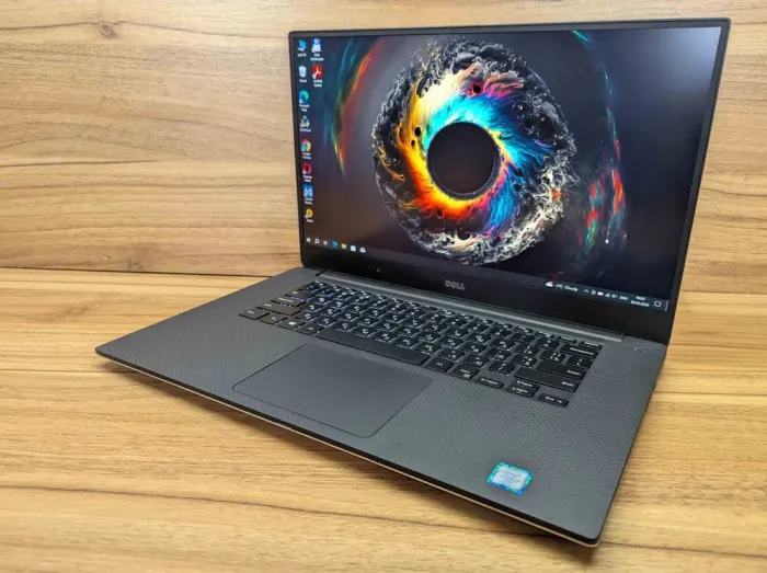 Мобільна робоча станція Dell Precision 5520 / 15.6" (1920x1080) IPS / Intel Core i7-7820HQ (4 (8) ядра по 2.9 - 3.9 GHz) / 16 GB DDR4 / 512 GB SSD / nVidia Quadro M1200, 4 GB GDDR5, 128-bit / HDMI / Windows 10 б/в - зображення 5