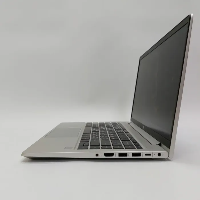Ультрабук Б-клас HP ProBook 445 G8 / 14" (1920x1080) IPS / AMD Ryzen 5 5600U (6 (12) ядер по 2.3 - 4.2 GHz) / 16 GB DDR4 / 256 GB SSD / Radeon Vega 7 Graphics / WebCam б/в - зображення 4