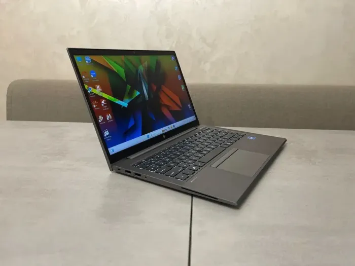 Ультрабук HP ZBook Firefly 14 G8 / 14" (1920x1080) IPS / Intel Core i5-1145G7 (4 (8) ядра по 2.6 - 4.4 GHz) / 16 GB DDR4 / 256 GB SSD M.2 / Intel Iris Xe Graphics / WebCam / Fingerprint / HDMI б/в - зображення 3