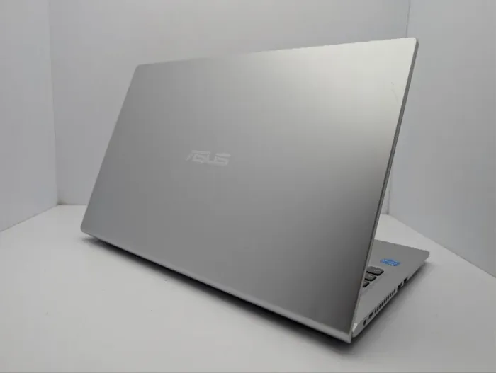 Ноутбук Asus VivoBook 15 X515E / 15.6" (1920x1080) IPS / Intel Pentium Gold 7505 (2 (4) ядра по 3.5 GHz) / 12 GB DDR4 / 240 GB SSD / Intel UHD Graphics / WebCam б/в - зображення 8