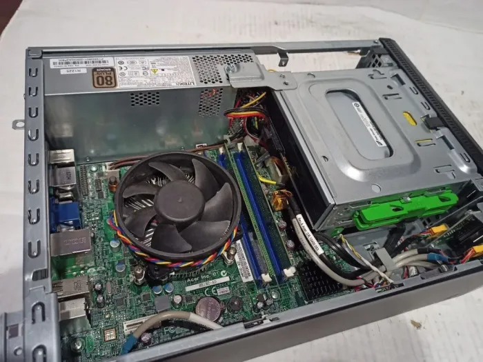 ПК Acer Veriton X2611G SFF / Intel Сore i3-2120 (2 (4) ядра по 3.3 GHz) / 4 GB DDR3 / 500 GB HDD / Intel HD Graphics 2000 / DVD-RW / Win 7 б/в - зображення 6