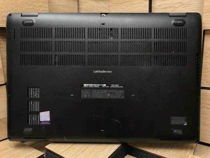 Ультрабук Б-клас Dell Latitude 5400 / 14" (1920x1080) IPS / Intel Core i5-8365U (4 (8) ядра по 1.6 - 4.1 GHz) / 16 GB DDR4 / 256 GB SSD M.2 / Intel UHD Graphics 620 / WebCam / HDMI б/в - зображення 10