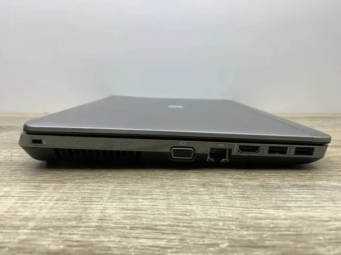 Ноутбук Б-клас HP ProBook 4340s / 13.3" (1366x768) TN / Intel Core i3-3120M (2 (4) ядра по 2.5 GHz) / 8 GB DDR3 / 240 GB SSD / Intel HD Graphics 4000 / WebCam б/в - зображення 3