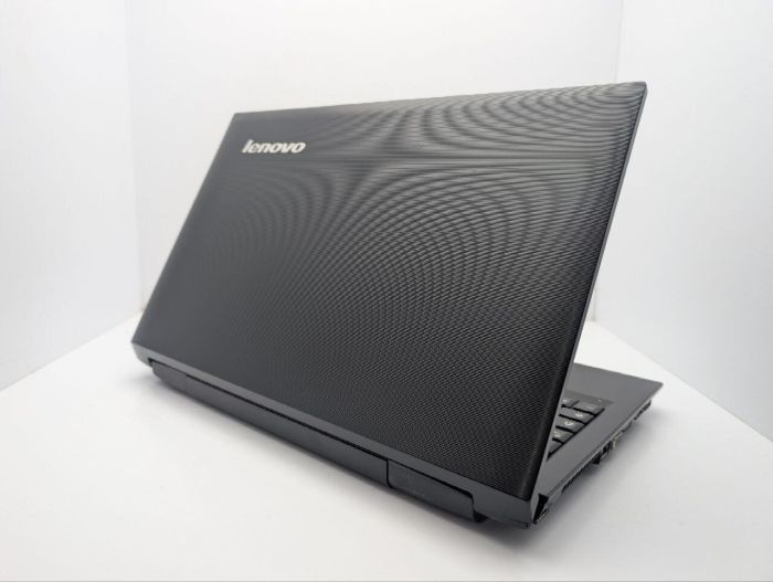 Ноутбук Lenovo B560 / 15.6" (1366x768) TN / Intel Core i3-380M (2 (4) ядра по 2.5 GHz) / 6 GB DDR3 / 320 GB HDD / Intel HD Graphics / WebCam / DVD-ROM б/в - зображення 8