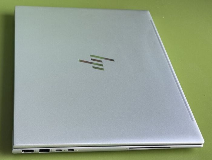 Ультрабук HP EliteBook 860 G10 / 16" (1920x1200) IPS / Intel Core i5-1345U (10 (12) ядер по 3.5 - 4.7 GHz) / 16 GB DDR5 / 512 GB SSD / Intel Iris Xe Graphics / WebCam / Fingerprint б/в - зображення 7