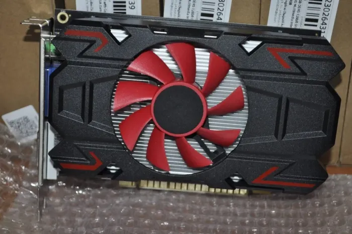 Дискретна відеокарта NoName Radeon HD 7670, 4 GB GDDR5, 128-bit / VGA, DVI, HDMI - зображення 6