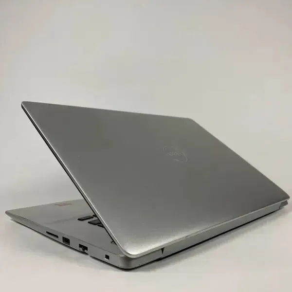 Ультрабук Б-клас Dell Inspiron 5585 / 15.6" (1920x1080) IPS / AMD Ryzen 5 3500U (4 (8) ядра по 2.1 - 3.7 GHz) / 16 GB DDR4 / 256 GB SSD / AMD Radeon RX Vega 8 Graphics / WebCam / HDMI б/в - зображення 8