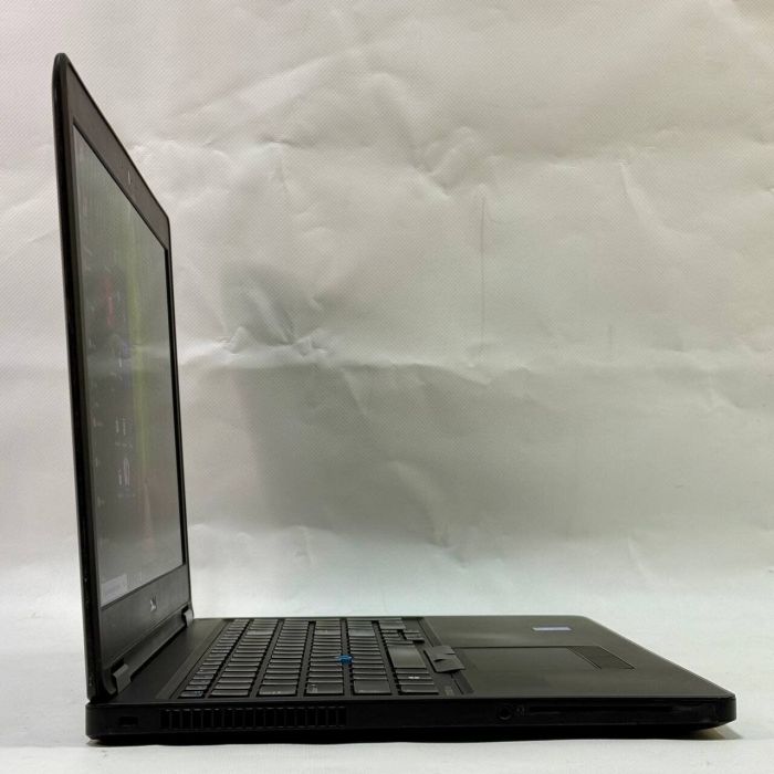 Ноутбук Б-клас Dell Latitude E5550 / 15.6" (1920x1080) IPS / Intel Core i7-5600U (2 (4) ядра по 2.6 - 3.2 GHz) / 16 GB DDR3 / 256 GB SSD / nVidia GeForce 840M, 2 GB GDDR3, 64-bit / WebCam / Windows 10 Pro б/в - зображення 6