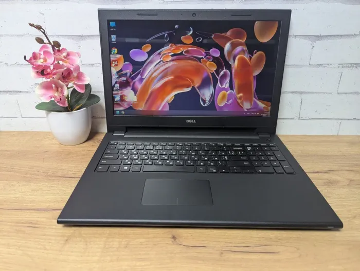 Ноутбук Б-клас Dell Inspiron 15 3000 / 15.6" (1366x768) TN / Intel Core i5-4210U (2 (4) ядра по 1.7 - 2.7 GHz) / 8 GB DDR3 / 128 GB SSD / Intel HD Graphics 4400 / WebCam б/в - зображення 2
