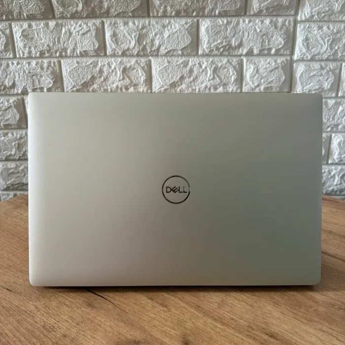Ігровий ноутбук Dell XPS 15 7590 / 15.6" (3840x2160) IPS Touch / Intel Core i7-9750H (6 (12) ядер по 2.6 - 4.5 GHz) / 16 GB DDR4 / 512 GB SSD / nVidia GeForce GTX 1650, 4 GB GDDR5, 128-bit / WebCam б/в - зображення 3