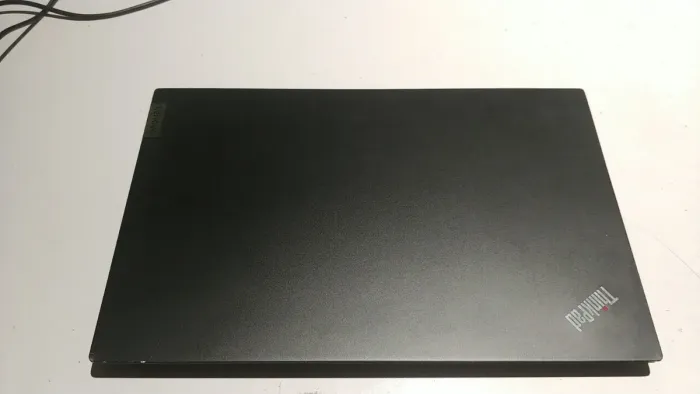 Ультрабук Б-клас Lenovo ThinkPad E15 Gen 4 / 15.6" (1920x1080) IPS / AMD Ryzen 7 5825U (8 (16) ядер по 2.0 - 4.5 GHz) / 16 GB DDR4 / 512 GB SSD / AMD Radeon Graphics / WebCam / Windows 11 / NEW АКБ б/в - зображення 9