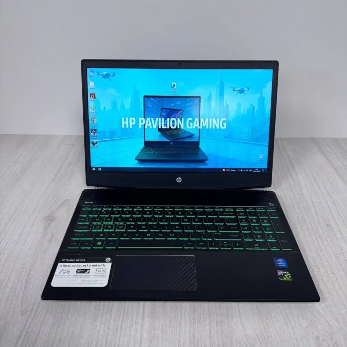 Ігровий ноутбук Б-класу HP Pavilion Gaming 15-cx0058wm / 15,6" (1920x1080) IPS / Intel Core i5-8300H (4 (8) ядра по 2,3 - 4,0 ГГц) / 8 ГБ DDR4 / 256 ГБ SSD / nVidia GeForce GTX 1050, 4 ГБ GDDR5, 128-біт / WebCam б/в - зображення 2