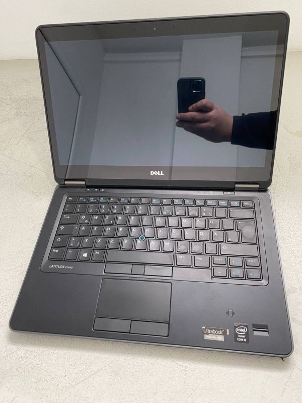Ноутбук Dell Latitude E7440 / 14" (1920x1080) TN Touch / Intel Core i5-4310U (2 (4) ядра по 2.0 - 3.0 GHz) / 8 GB DDR3 / 128 GB SSD / Intel HD Graphics 4400 / WebCam б/в - зображення 2
