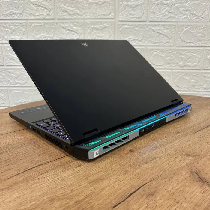 Ігровий ноутбук Acer Predator Helios 16 PH16-71 / 16" (2560x1600) IPS / Intel Core i7-13700HX (16 (24) ядер по 3.7 - 5.0 GHz) / 16 GB DDR5 / 1000 GB SSD / nVidia GeForce RTX 4060, 8 GB GDDR6, 128-bit / WebCam б/в - зображення 6