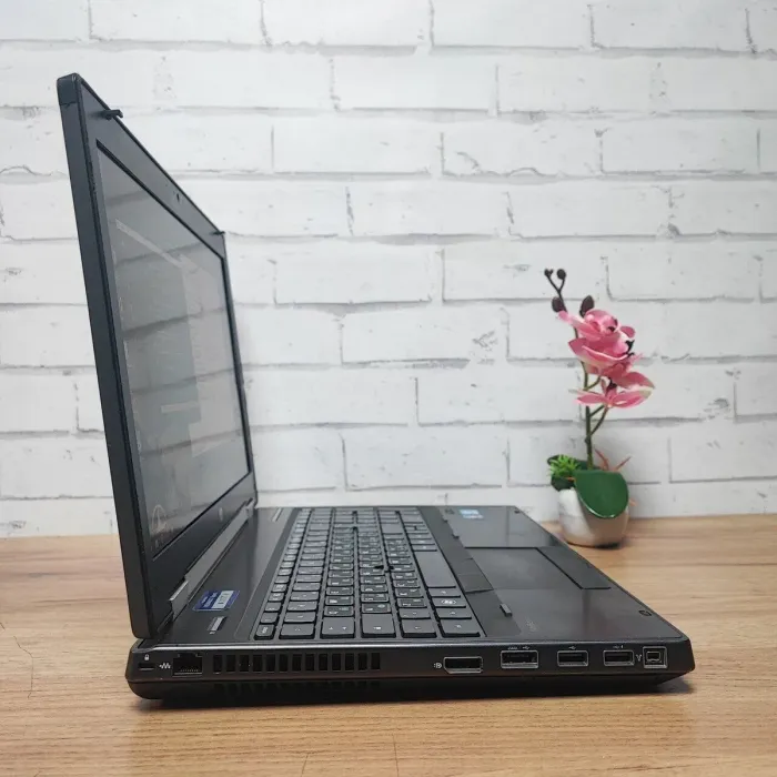 Ноутбук Б-клас HP EliteBook 8560w / 15.6" (1600x900) TN / Intel Core i5-2520M (2 (4) ядра по 2.5 - 3.2 GHz) / 8 GB DDR3 / 256 GB SSD / nVidia Quadro 2000M, 2 GB GDDR3, 128-bit / WebCam / DVD-ROM б/в - зображення 5