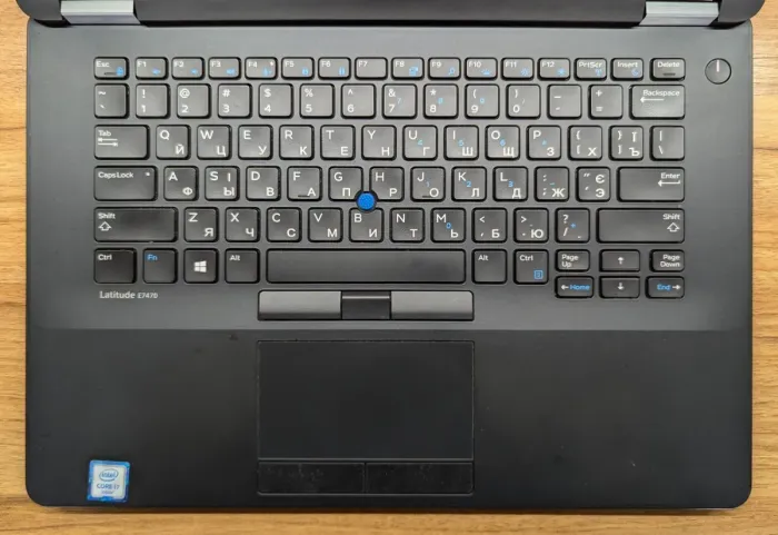 Ультрабук Dell Latitude E7470 / 14" (2560x1440) IPS Touch / Intel Core i7-6600U (2 (4) ядра по 2.6 - 3.4 GHz) / 8 GB DDR4 / 256 GB SSD / Intel HD Graphics 520 / WebCam / Fingerprint / Windows 10 б/в - зображення 3