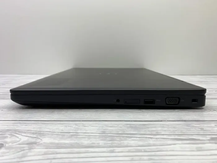 Ігровий ноутбук Б-класу Dell Latitude 5580 / 15.6" (1920x1080) TN / Intel Core i5-7440HQ (4 ядра по 2,8 - 3,8 ГГц) / 16 ГБ DDR4 / 480 ГБ SSD / nVidia GeForce 940MX, 2 ГБ GDDR5, 64-біт / WebCam б/в - зображення 7