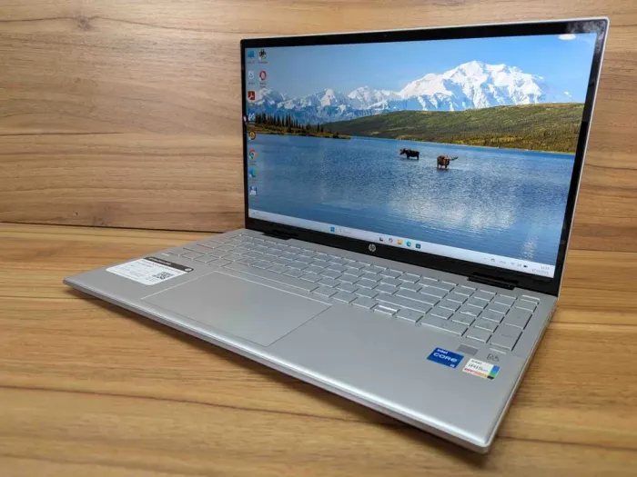 Ноутбук-трансформер Б-клас HP Pavilion x360 15-er0051nr / 15.6" (1920x1080) IPS Touch / Intel Core i5-1135G7 (4 (8) ядра по 2.4 - 4.2 GHz) / 8 GB DDR4 / 512 GB SSD / Intel Iris Xe Graphics / WebCam / TouchID / Windows 11 б/в - зображення 5