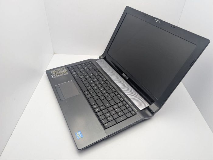 Ноутбук Asus N53S / 15.6" (1366x768) TN / Intel Core i3-2330M (2 (4) ядра по 2.2 GHz) / 8 GB DDR3 / 320 GB HDD / nVidia GeForce GT 540M, 1 GB GDDR3, 128-bit / WebCam / DVD-ROM б/в - изображение 7