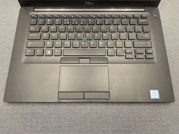 Ноутбук Dell Latitude 7490 / 14" (1920x1080) IPS / Intel Core i5-7300U (2 (4) ядра по 2.6 - 3.5 GHz) / 16 GB DDR4 / 256 GB SSD M.2 / Intel HD Graphics 620 / WebCam б/в - зображення 3