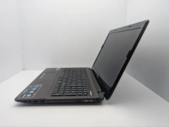 Ноутбук Asus A53S / 15.6" (1366x768) TN / Intel Core i5-2450M (2 (4) ядра по 2.5 - 3.1 GHz) / 8 GB DDR3 / 500 GB HDD / nVidia GeForce GT 630M, 1 GB GDDR5, 128-bit / WebCam / DVD-ROM б/в - зображення 5