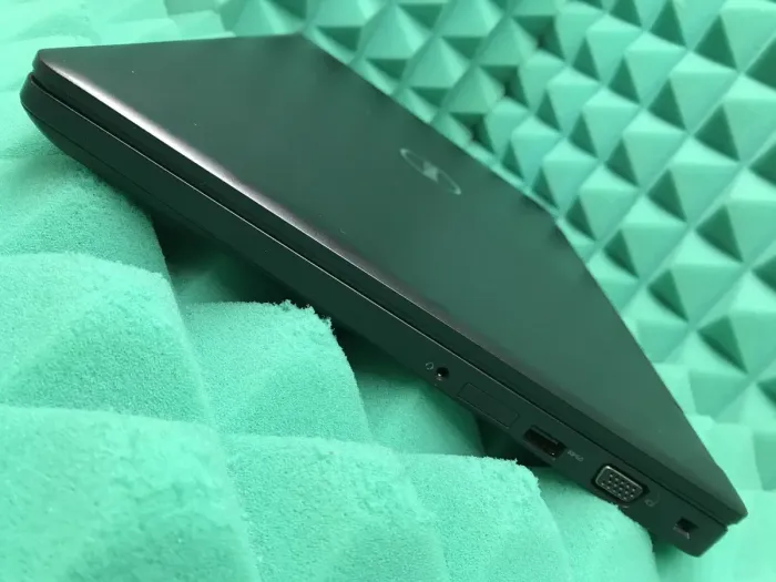 Ноутбук Б-клас Dell Latitude 5580 / 15.6" (1366x768) TN / Intel Core i5-7300U (2 (4) ядра по 2.6 - 3.5 GHz) / 8 GB DDR4 / 128 GB SSD / Intel HD Graphics 620 / HDMI / Windows 10 б/в - зображення 8