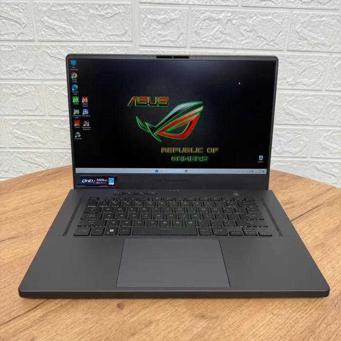 Ігровий ноутбук Asus ROG Zephyrus GA503RM / 15.6" (2560x1440) IPS / AMD Ryzen 9 6900HS (8 (16) ядер по 3.3 - 4.9 GHz) / 16 GB DDR5 / 512 GB SSD NVMe / nVidia GeForce RTX 3060, 6 GB GDDR6, 192-bit / WebCam б/в - зображення 2