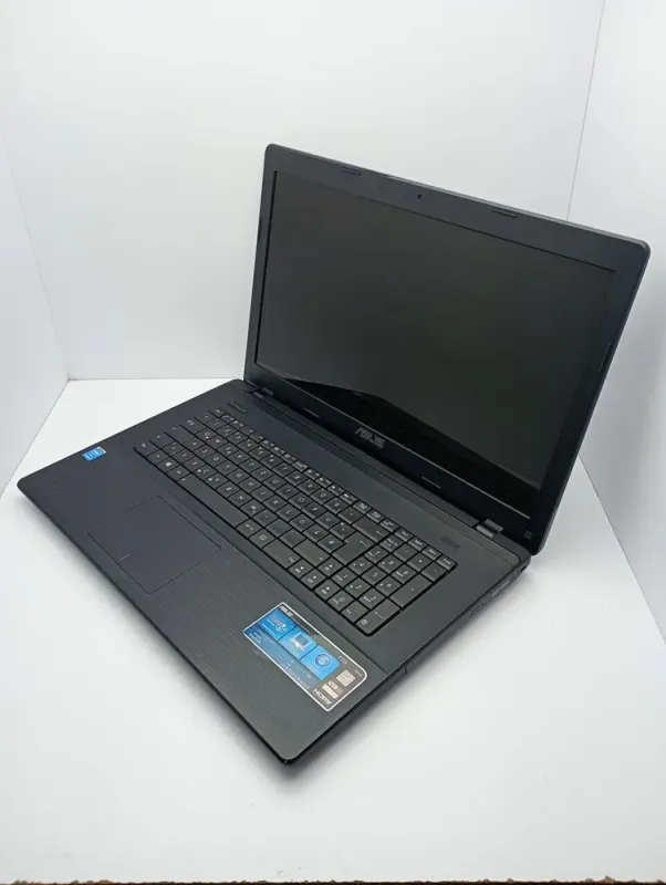 Ноутбук Asus X75 / 17.3" (1600x900) TN / Intel Pentium 2020M (2 ядра 2.4 GHz) / 6 GB DDR3 / 120 GB SSD / Intel HD Graphics / WebCam / HDMI б/в - зображення 4