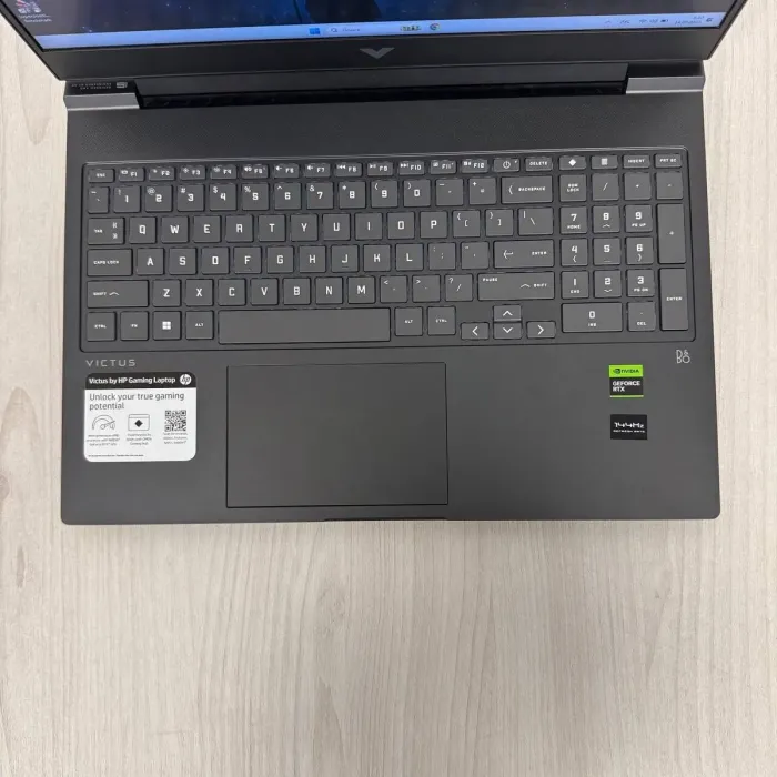 Ігровий ноутбук HP Victus 16-s0076nr / 16.1" (1920x1080) IPS / AMD Ryzen 5 7640HS (6 (12) ядра по 4.3 - 5.0 GHz) / 16 GB DDR5 / 512 GB SSD / nVidia GeForce RTX 4060, 8 GB GDDR6, 128-bit / WebCam б/в - зображення 7