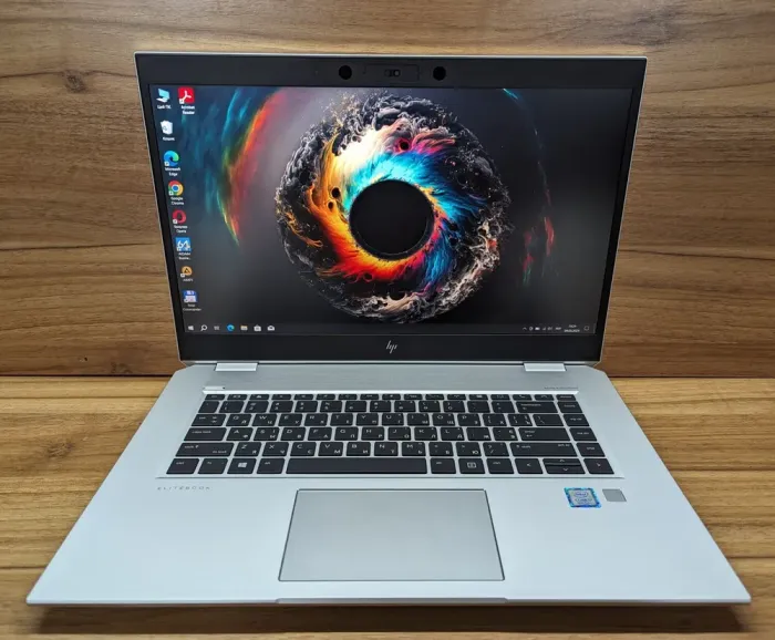 Ігровий  ноутбук HP EliteBook 1050 G1 / 15.6" (1920x1080) TN / Intel Core i7-8850H (6 (12) ядер по 2.6 - 4.3 GHz) / 16 GB DDR4 / 512 GB SSD / nVidia GeForce GTX 1050, 4 GB GDDR5, 128-bit / WebCam / Fingerprint / Windows 10 б/в - зображення 2