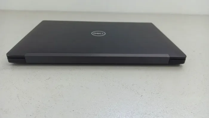 Ультрабук Dell Latitude 7390 / 13.3" IPS / Core i3-7130U (2(4) ядра по 2.7GHz) / 8GB DDR4 / 120GB SSD / UHD Graphics 620 / WebCam / HDMI б/в - зображення 6