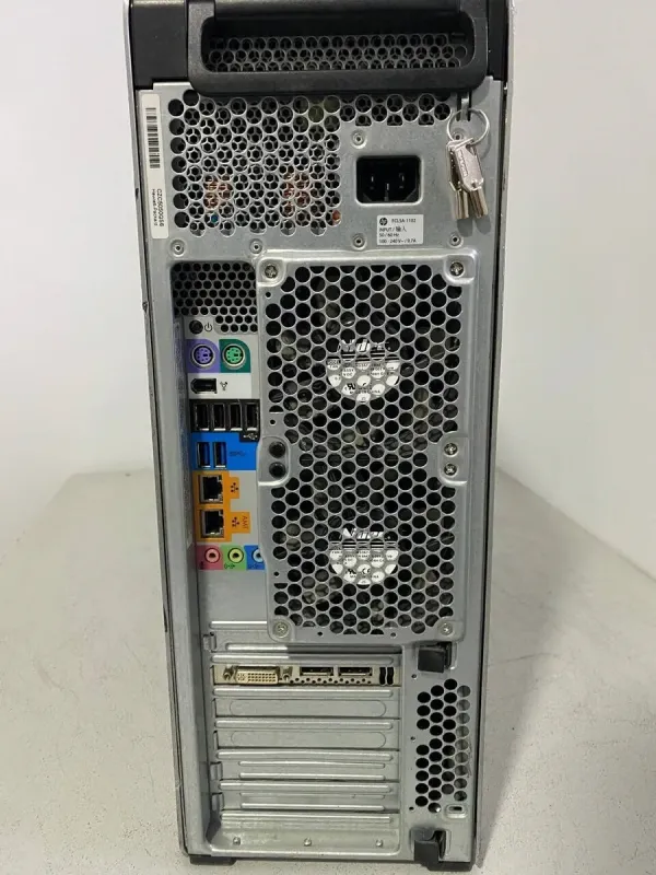 Робоча станція Б-клас HP Z620 Workstation Tower / 2x Intel Xeon E5-2658 v2 (10 (20) ядер по 2.4 - 3.0 GHz) / 64 GB DDR3 / 240 GB SSD / nVidia Quadro 4000, 2 GB GDDR5, 256-bit / DVD-ROM б/в - зображення 6