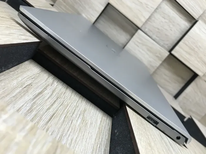 Ультрабук Б-клас Dell Inspiron 13 5310 / 13.3" (1920x1200) IPS / Intel Core i5-11320H (4 (8) ядра по 4.5 GHz) / 16 GB DDR4 / 256 GB SSD M.2 / Intel Iris Xe Graphics / WebCam / Windows 10 б/в - зображення 7