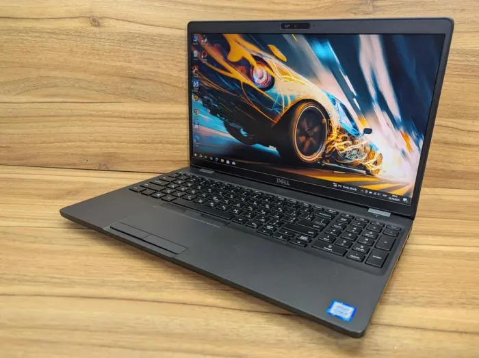 Мобільна робоча станція Dell Precision 3541 / 15,6" (1920x1080) IPS / Intel Core i5-9400H (4 (8) ядра по 2,5 - 4,3 ГГц) / 32 ГБ DDR4 / 512 ГБ SSD / nVidia Quadro P620, 4 ГБ GDDR5, 128-біт / WebCam / Windows 10 б/в - зображення 5