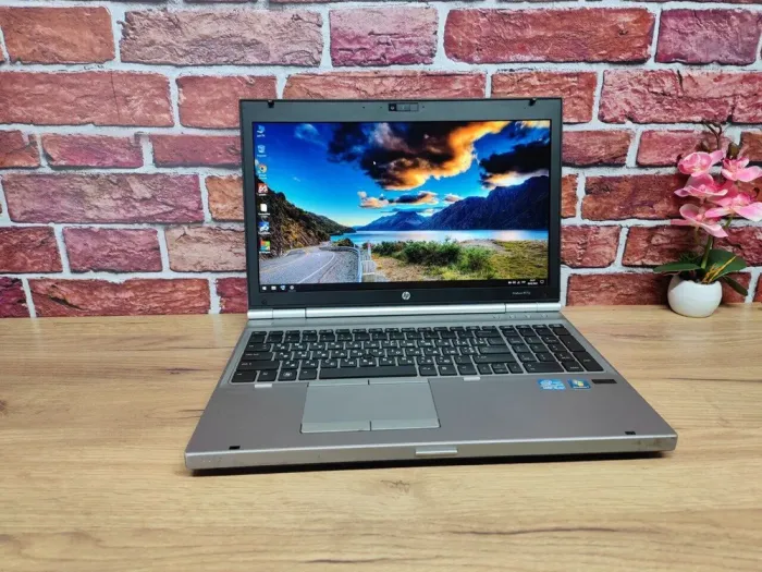 Ноутбук Б-клас HP EliteBook 8570p / 15.6" (1366x768) TN / Intel Core i5-3360M (2 (4) ядра по 2.8 - 3.5 GHz) / 8 GB DDR3 / 128 GB SSD / Intel HD Graphics 4000 / WebCam / VGA б/в - зображення 2