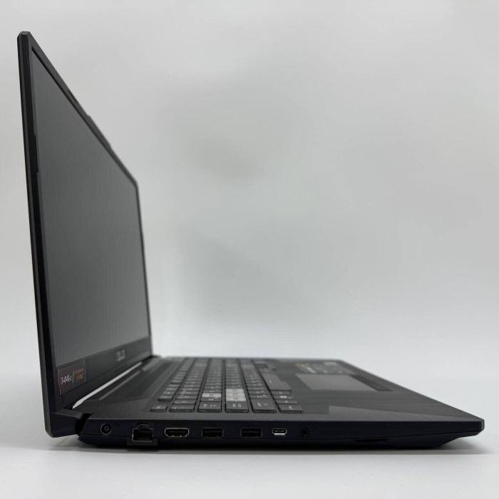 Ігровий ноутбук Б-класу Asus TUF FA706N / 17,3" (1920x1080) IPS / AMD Ryzen 7 7435HS (8 (16) ядер по 3,1 - 4,5 ГГц) / 16 ГБ DDR5 / 512 ГБ SSD / nVidia GeForce RTX 2050, 4 ГБ GDDR6, 64-біт / WebCam б/в - зображення 7