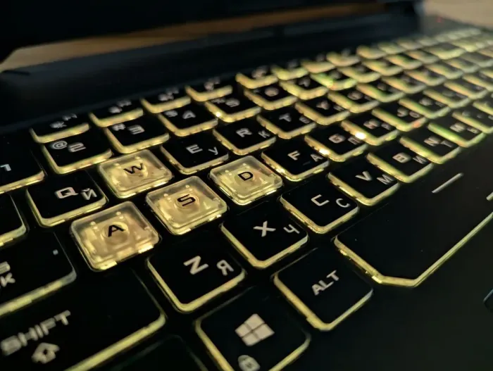 Ігровий ноутбук Asus TUF Gaming A15 FA566IV / 15.6" (1920x1080) IPS / AMD Ryzen 7 4800H (8 (16) ядер по 2.9 - 4.2 GHz) / 16 GB DDR4 / 1000 GB SSD / nVidia GeForce RTX 2060, 6 GB GDDR6, 192-bit / WebCam / Windows 10 б/в - зображення 7