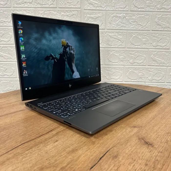 Мобільна робоча станція HP ZBook 15v G5 / 15.6" (1920x1080) IPS / Intel Core i7-8750H (6 (12) ядер по 2.2 - 4.1 GHz) / 16 GB DDR4 / 512 GB SSD NVMe / nVidia Quadro P600, 4 GB GDDR5, 128-bit / WebCam б/в - зображення 4